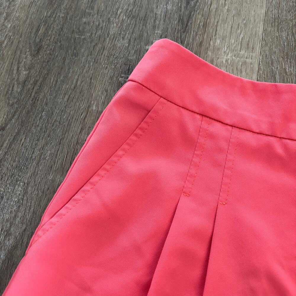 Trina Turk Pleated Shorts in Pink - Size: 6 - Picture 6 of 8
